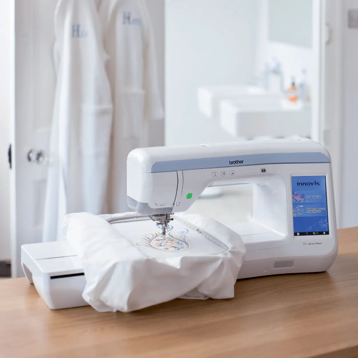 Brother Innov-is V3 SE Long-Arm Embroidery Machine | 300 × 200 mm Area | 1,050 SPM | Extra-Large Colour Touchscreen, view 3